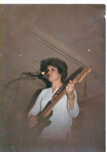 Gail singing in 1980